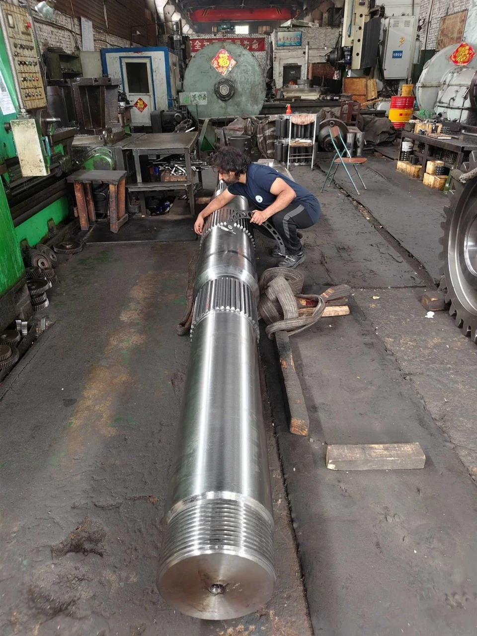 Custom Forged Main Shafts for Wind Turbines | ZT Gears Wind Farm Parts price